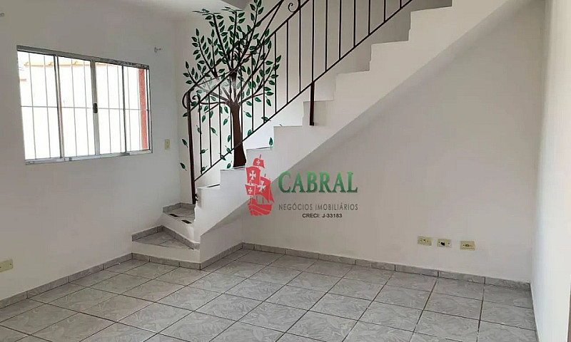 Casa Com 2 Dormitóri...