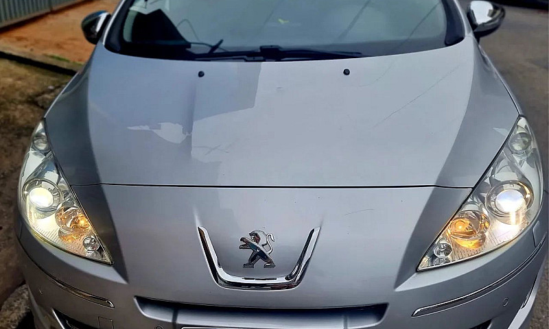 Peugeot 408 Sedan Gr...
