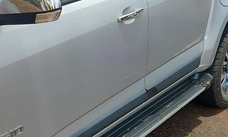 Chevrolet S10 Pick-U...