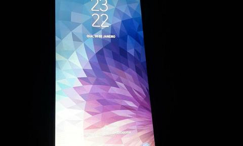 Samsung J8 Zero...