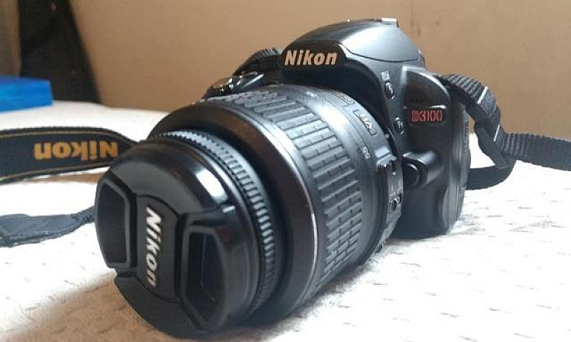 Nikon D3100 + Lente ...