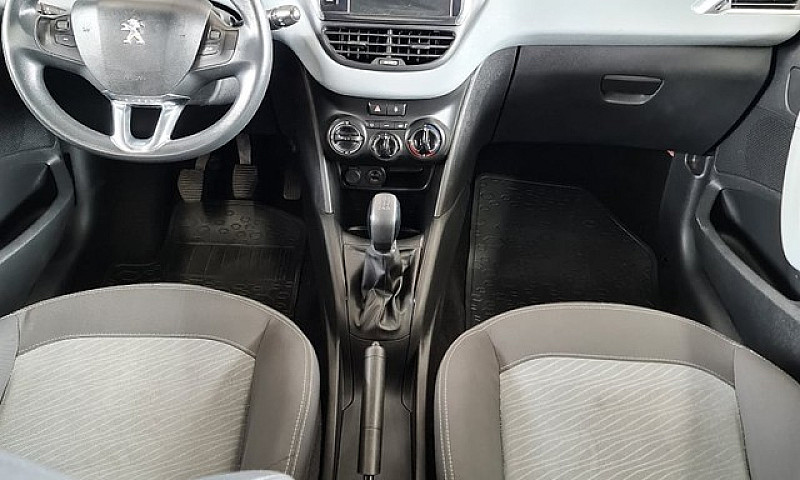 Peugeot 208 Allure 1...