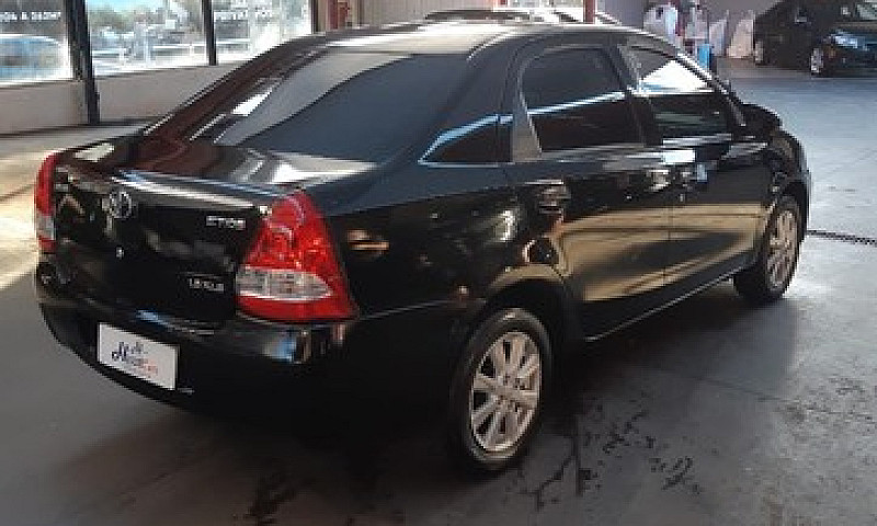 Toyota Etios Xls 1.5...