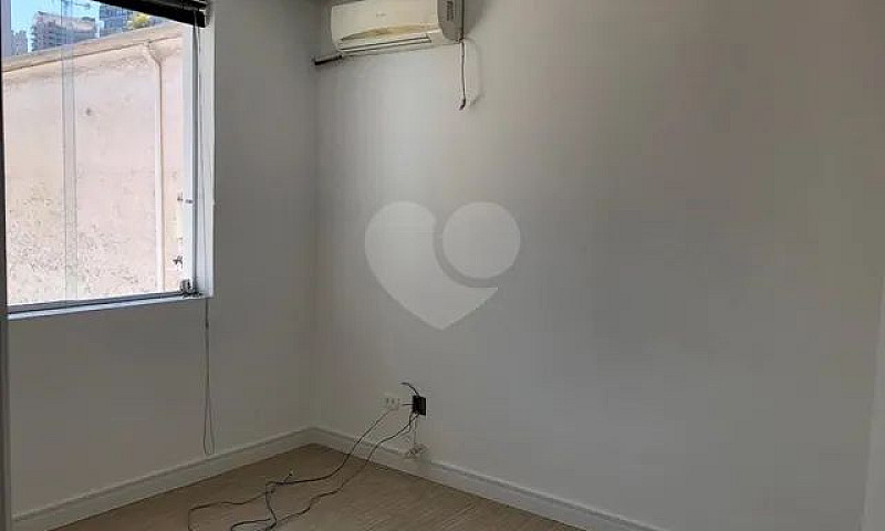 Casa Com 6 Quartos À...