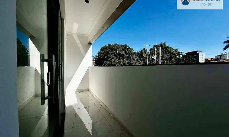 Casa Com 3 Quartos À...