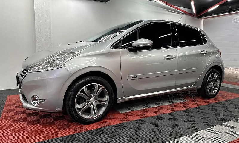 Peugeot 208 Griffe 1...