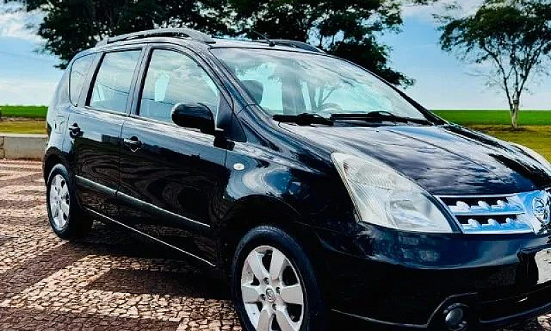 Nissan Livina Sl 1.8...