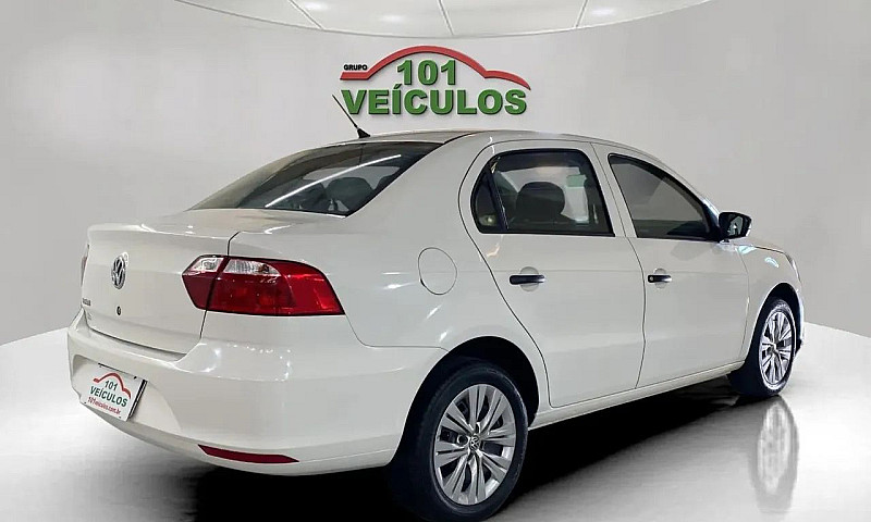 Volkswagen Voyage 1....