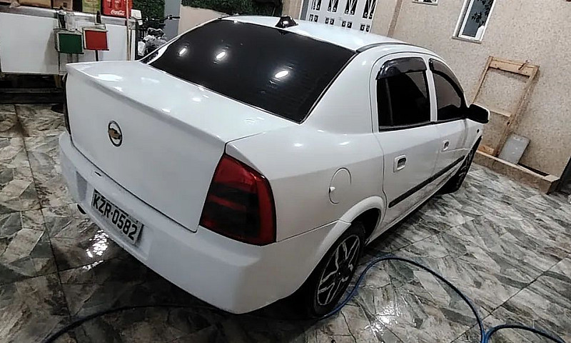 Chevrolet Astra Sed....