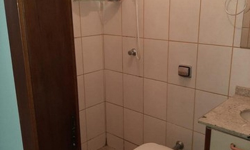 Casa Para Venda Em B...