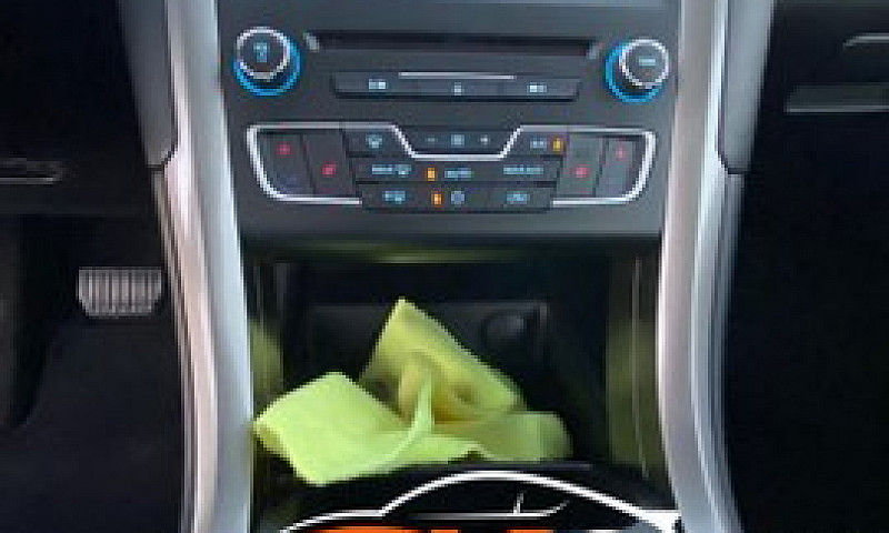 Ford Fusion Eco Bust...