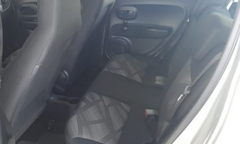 Fiat Mobi Like - 201...