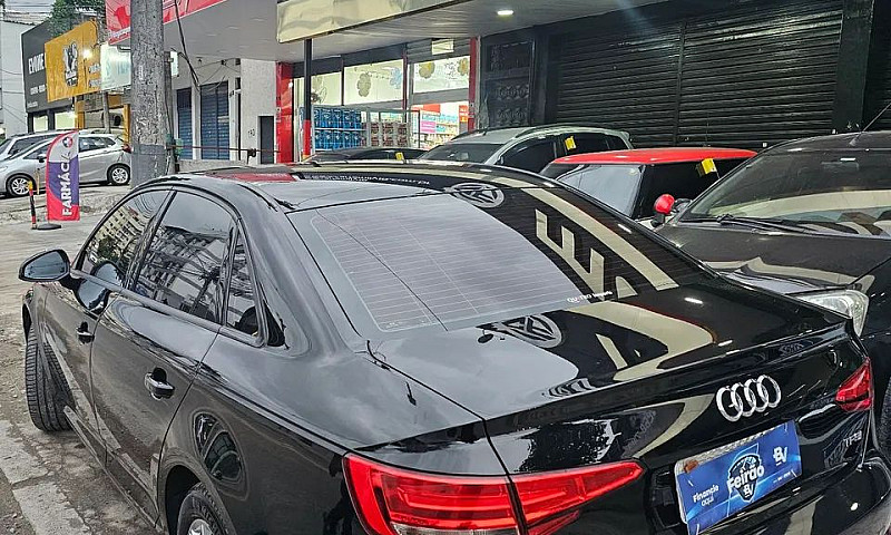 Audi A4 Attraction 2...