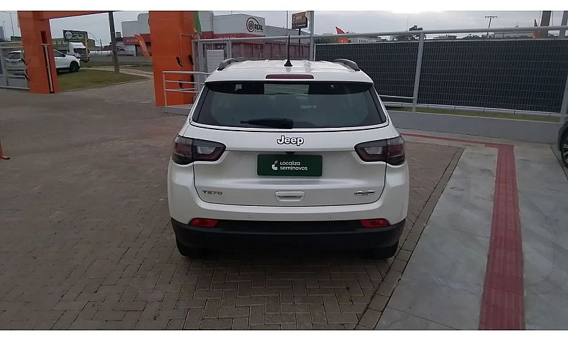 Jeep Compass 2022 1....
