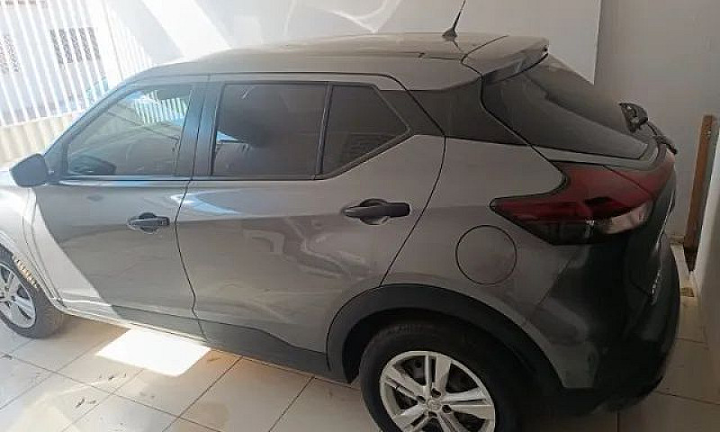 Nissan Kicks Active ...