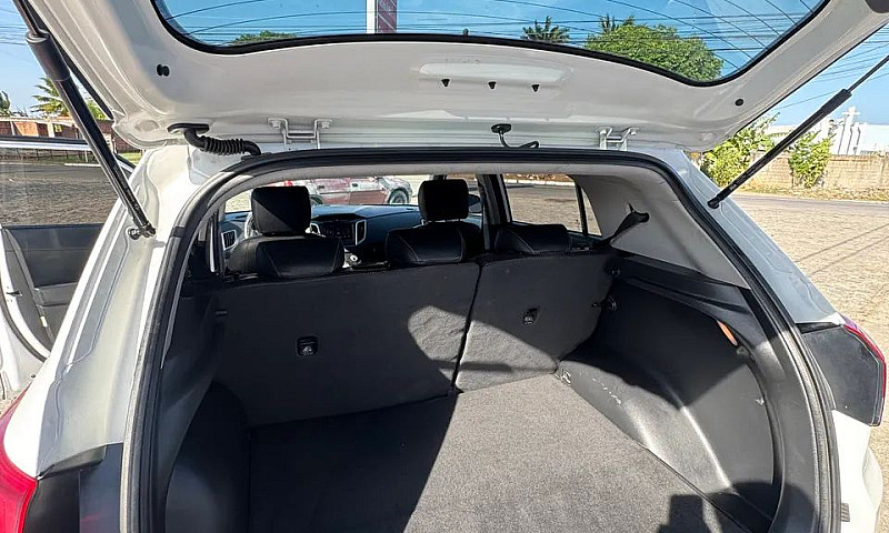 Hyundai Creta Attitu...