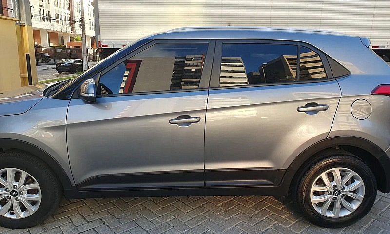 Hyundai Creta Action...