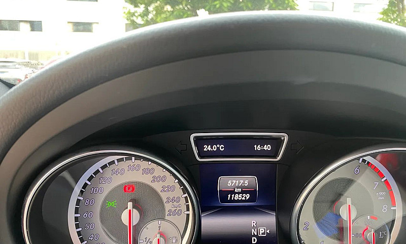 Mercedes-Benz Gla 20...