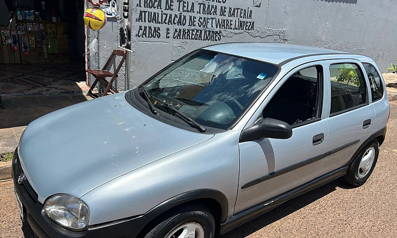 Chevrolet Corsa Seda...