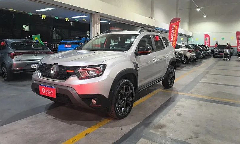 Renault Duster Iconi...