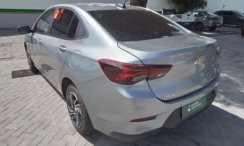 Chevrolet Onix Plus ...