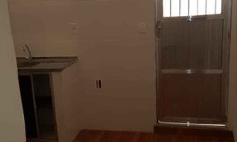 Apartamento De 1 Qua...