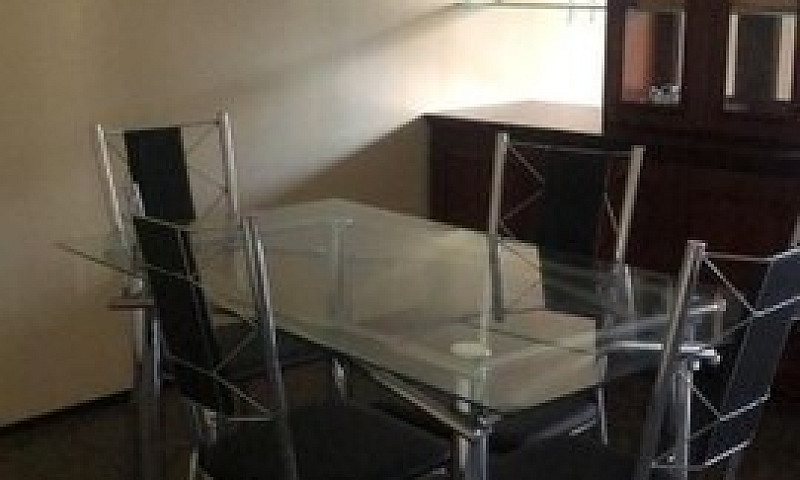 Apartamento Semimobi...