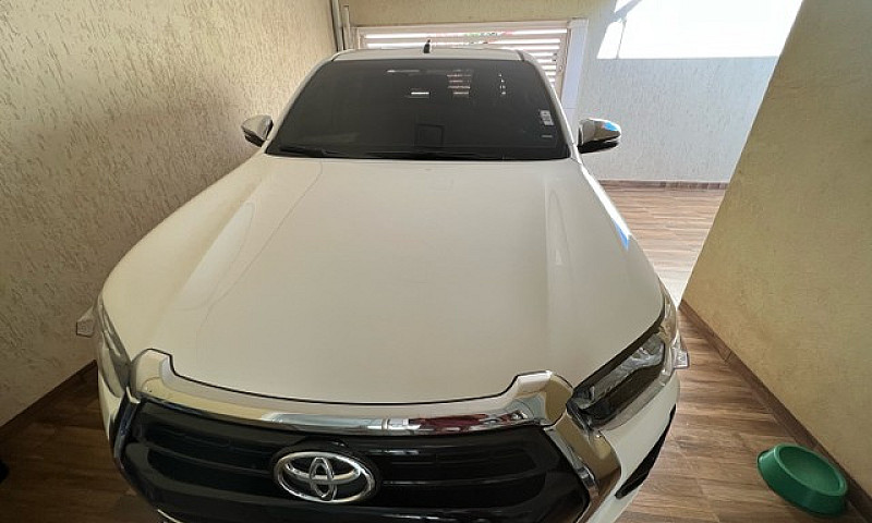 Hilux Srv 4X4...