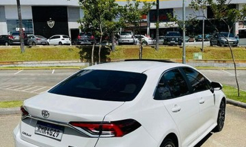 Corolla Altis Premiu...