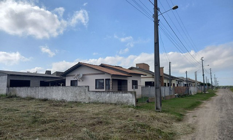 Casa A Venda No Bair...