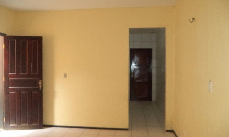 Casa Com 1 Dormitóri...