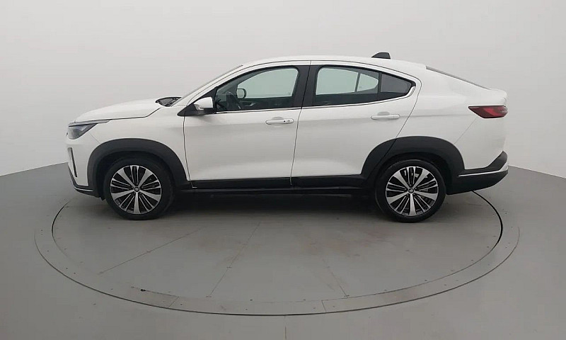 Fiat Fastback 2023 1...