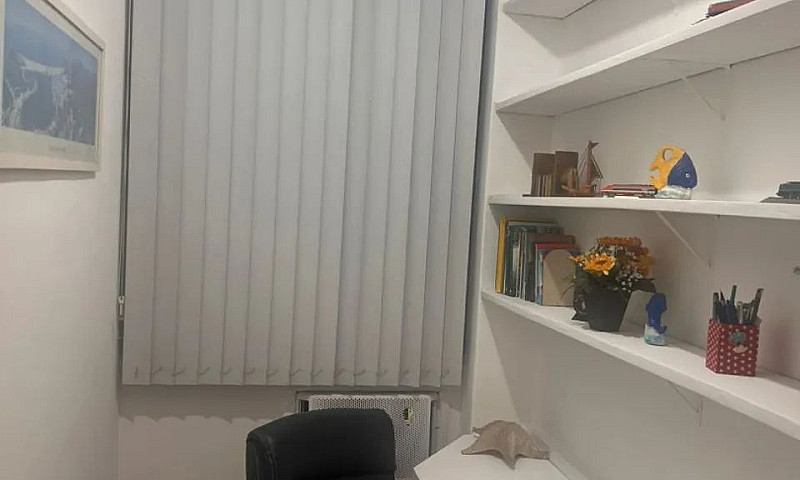Alugo Apto Copacaban...
