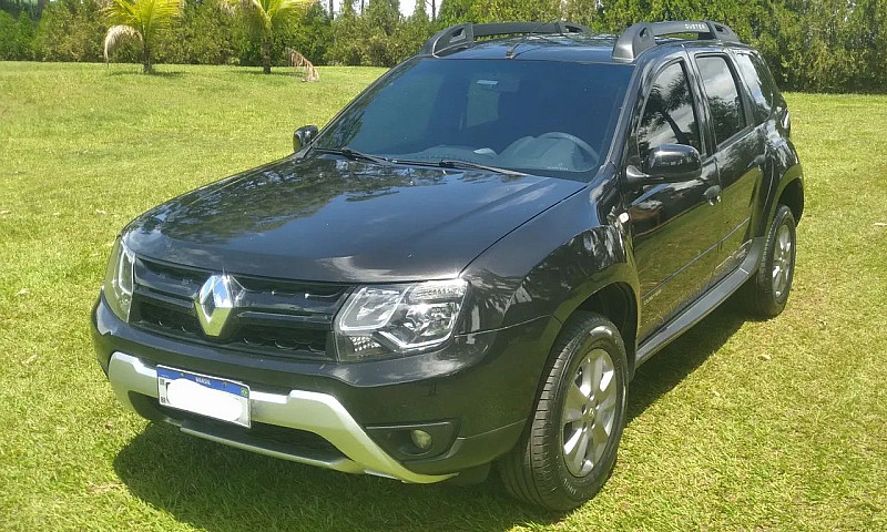 Renault Duster Authe...