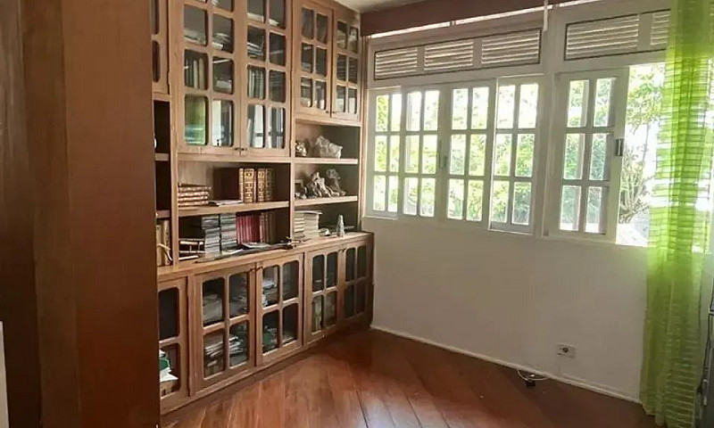 Casa De Condomínio P...