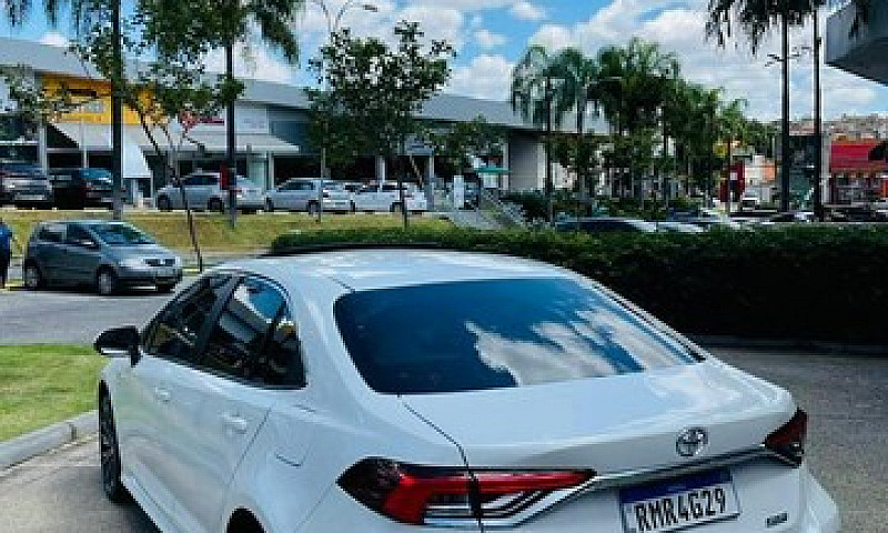 Corolla Altis Premiu...