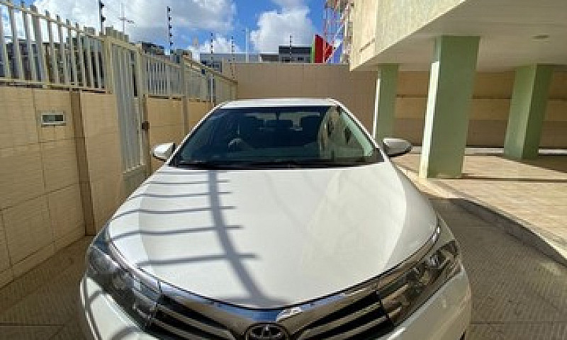 Corolla 1.8 Gli Uppe...