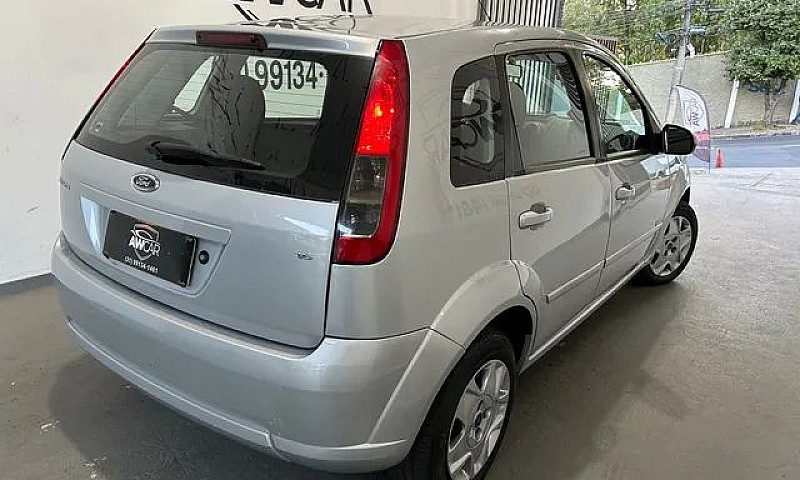 Fiesta Class 1.6 Com...