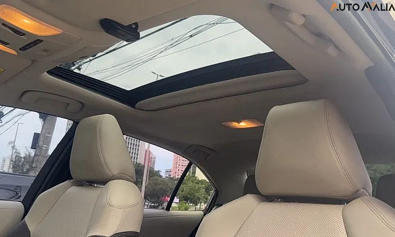 Toyota Corolla Altis...