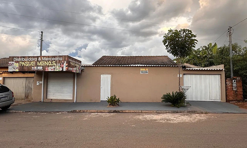 Casa Com Sala Comerc...