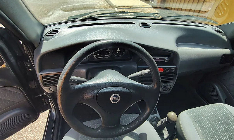 Fiat Palio Young 1.0...