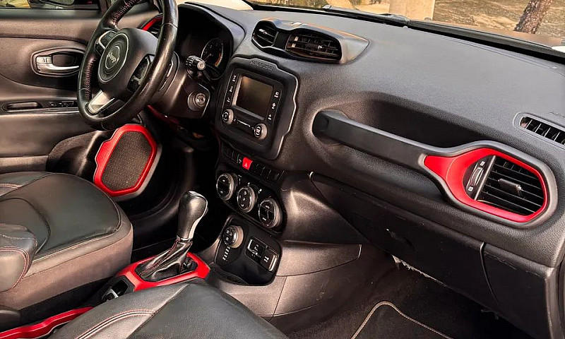 Jeep Renegade Trailh...