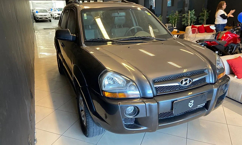 Hyundai Tucson 2.0 1...