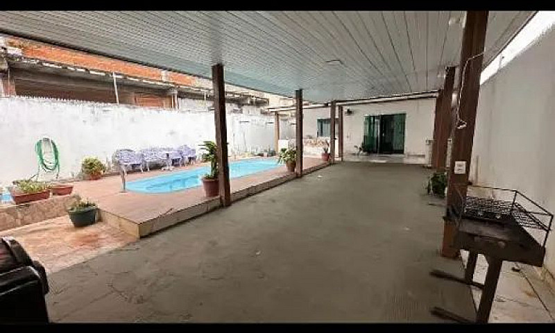 Vendo Casa No Bairro...