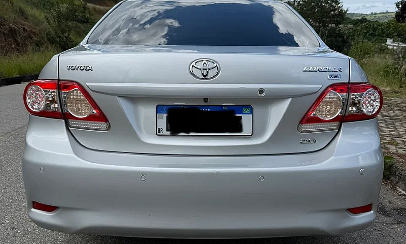 Toyota Corolla Xei 2...