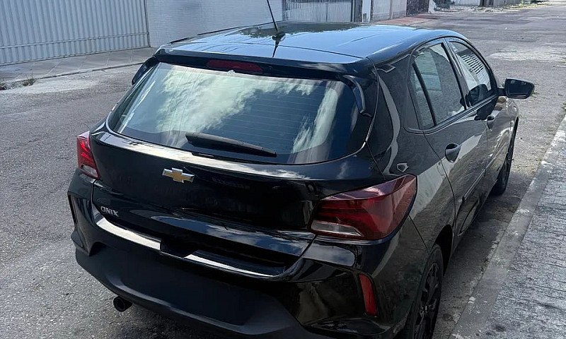 Chevrolet Onix Hatch...
