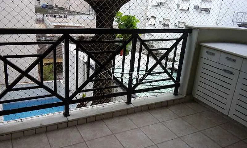 Apartamento - / Resi...