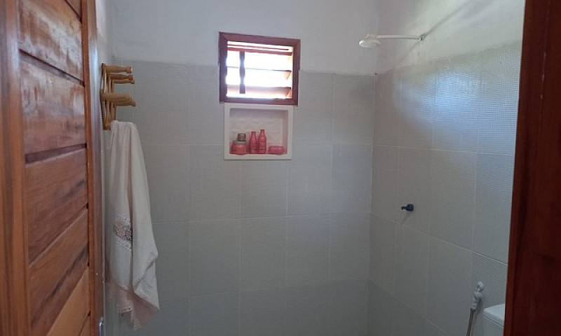 Aluga-Se Casa De Pra...