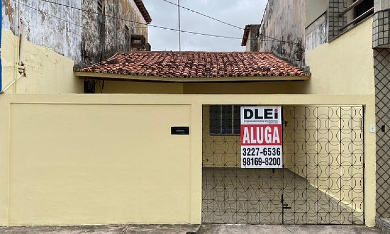 Casa - Av. Norte Sul...