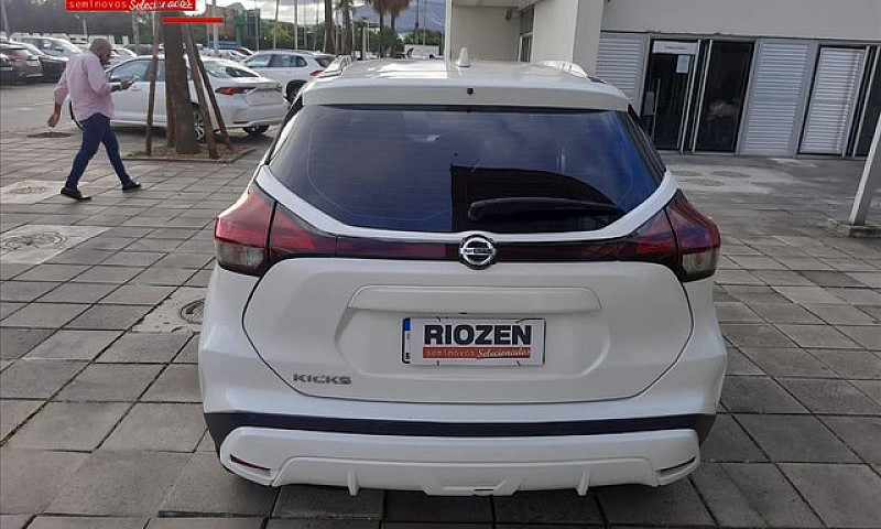 Nissan Kicks 1.6 16V...